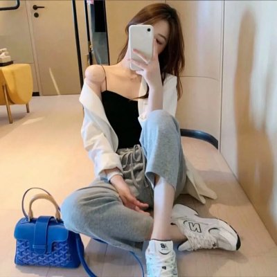 全面失控：跌落神坛的美式潮牌